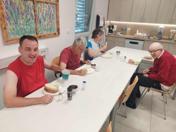 Oblačno jutro in odličen zajtrk