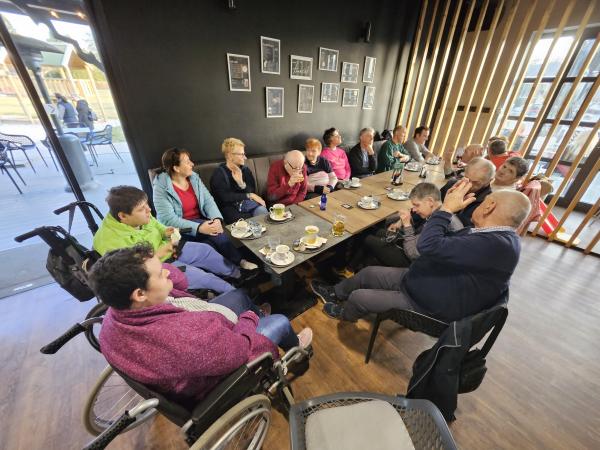 Sprehod in druženje ob pijači z društvom Sožitje