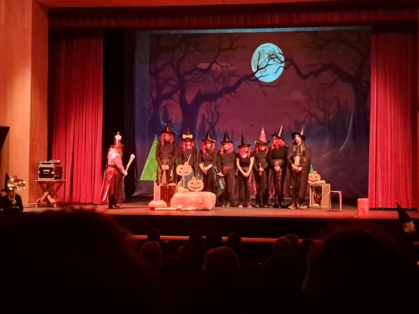 Obisk gledališke predstave, ki nas je spomnila na moč dobrote