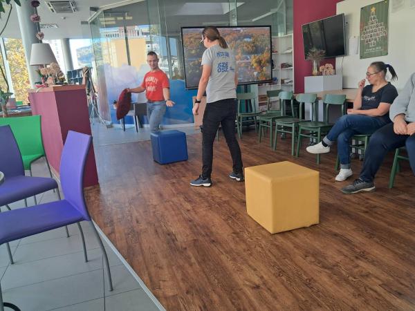Petkovo dopoldne na Planetu generacij