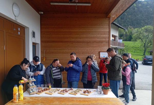 Prijeten izlet – obisk  kmetij Grobelnik in Podpečan