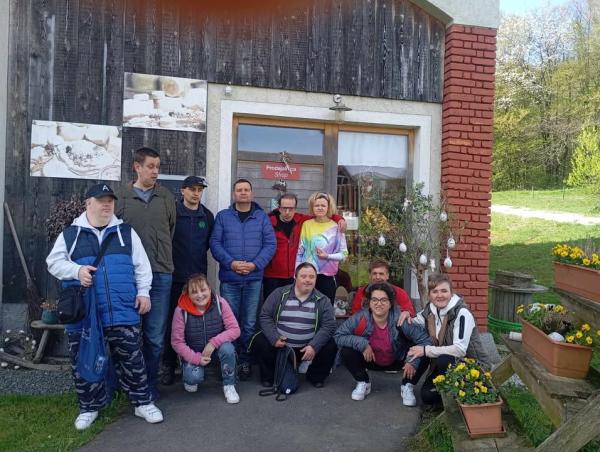 Prijeten izlet – obisk  kmetij Grobelnik in Podpečan