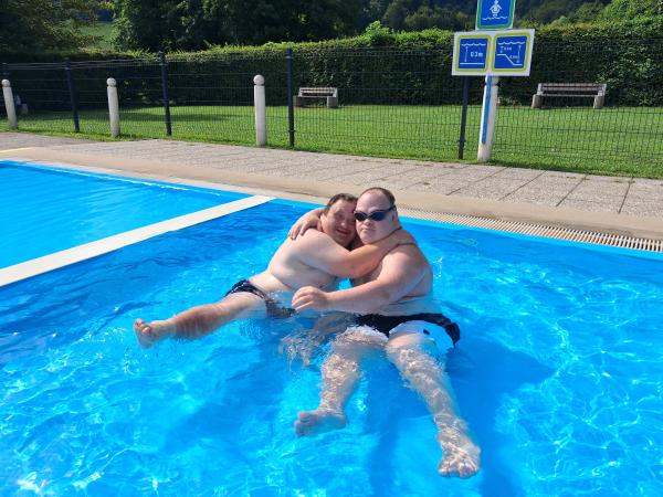 Poletna osvežitev na bazenu v Preboldu
