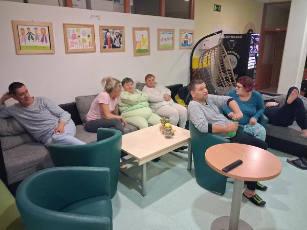 Nočitev v enoti Maksi