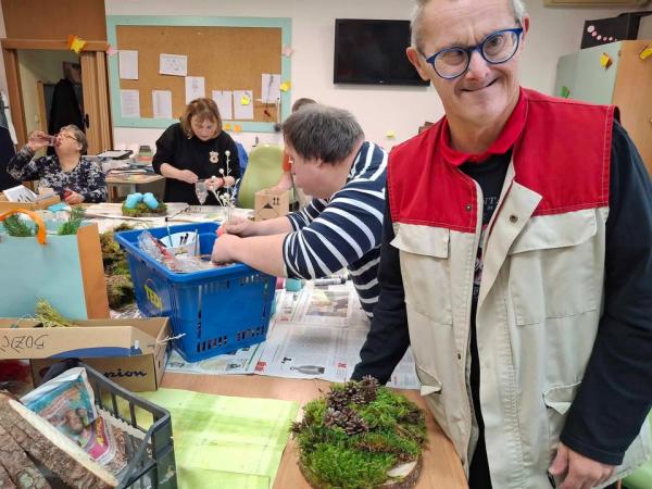 Življenje v enoti je praznično ustvarjalno! 