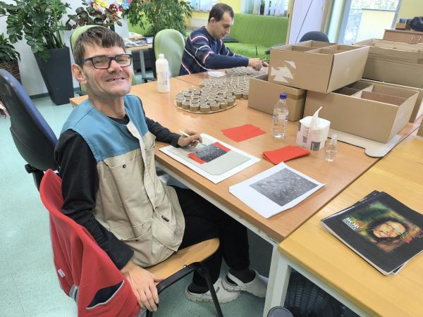 Življenje v enoti je praznično ustvarjalno! 